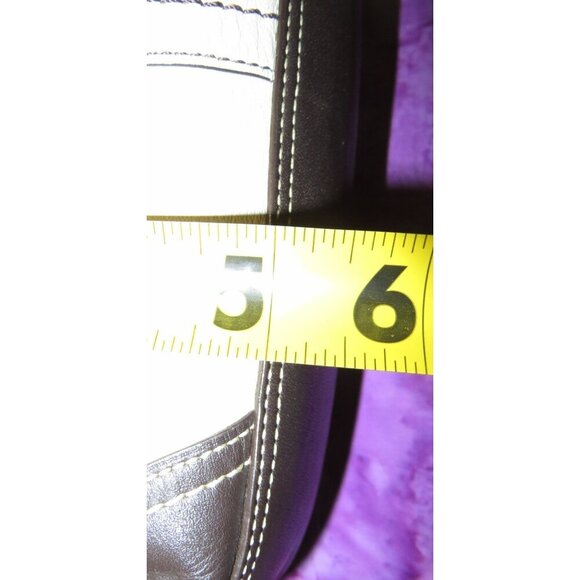 Coach 2007 Hamptons Cream & Brown Leather Demi Baguette Shoulder Bag F11195 - Picture 10 of 12